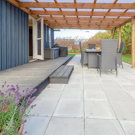 91 With Hot Tub 펜션 *