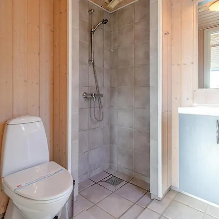 Дом отдыха 91 With Hot Tub Оттеруп