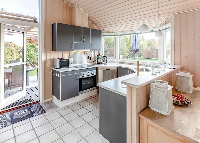 91 With Hot Tub * Otterup